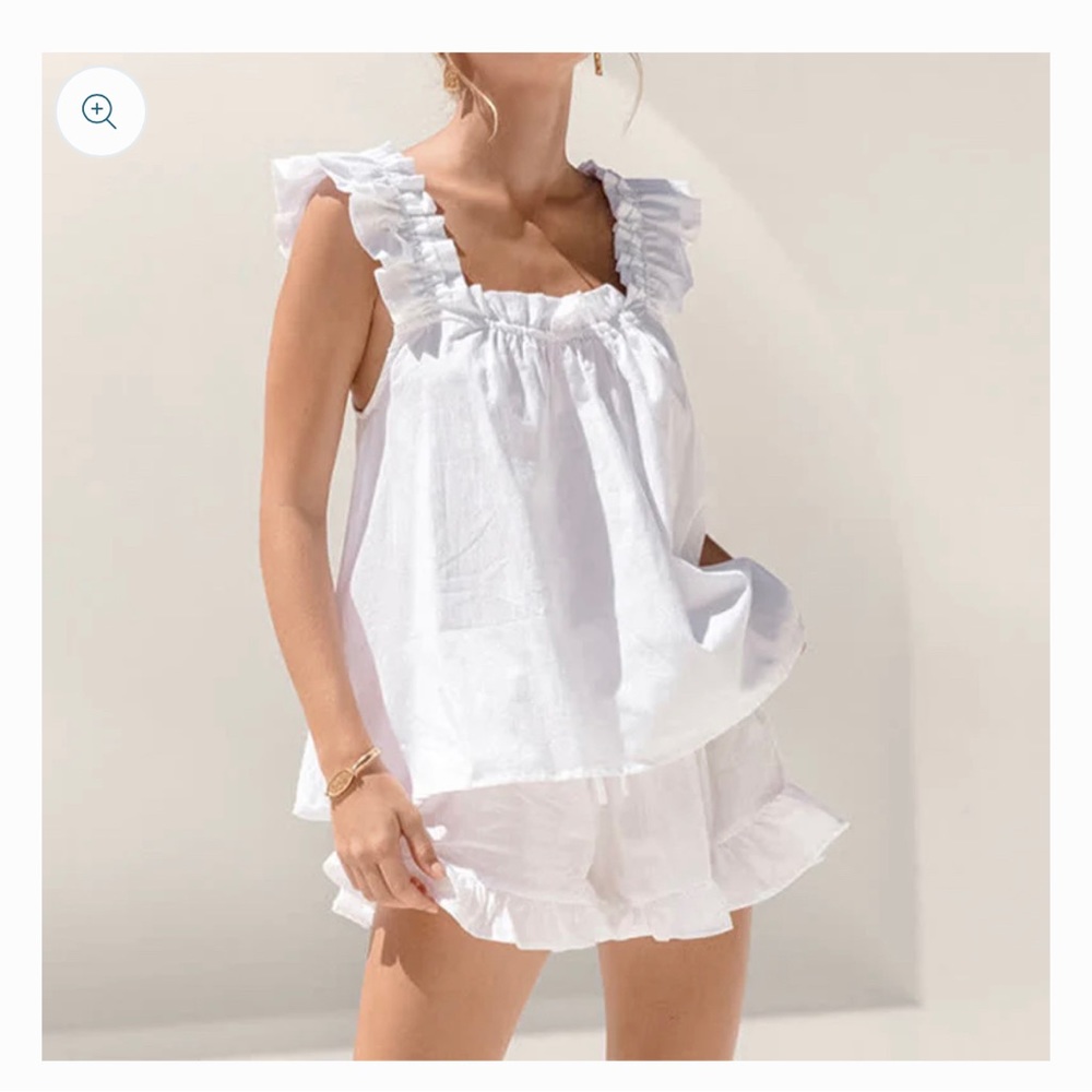 Piyama white sleepwear set!